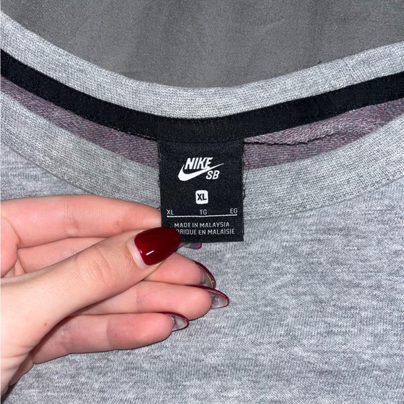 COPY - Nike crew neck - Picture 3 of 3